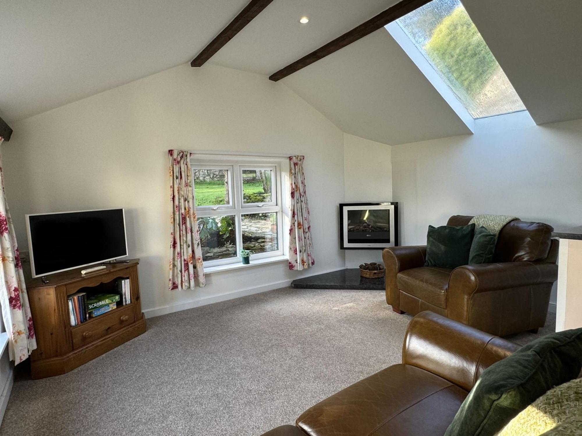 Greenswood Cottage - Cosy Cottage, Rural Location, Beautiful Landscaped Gardens With Pond And Lake 达特茅斯 外观 照片